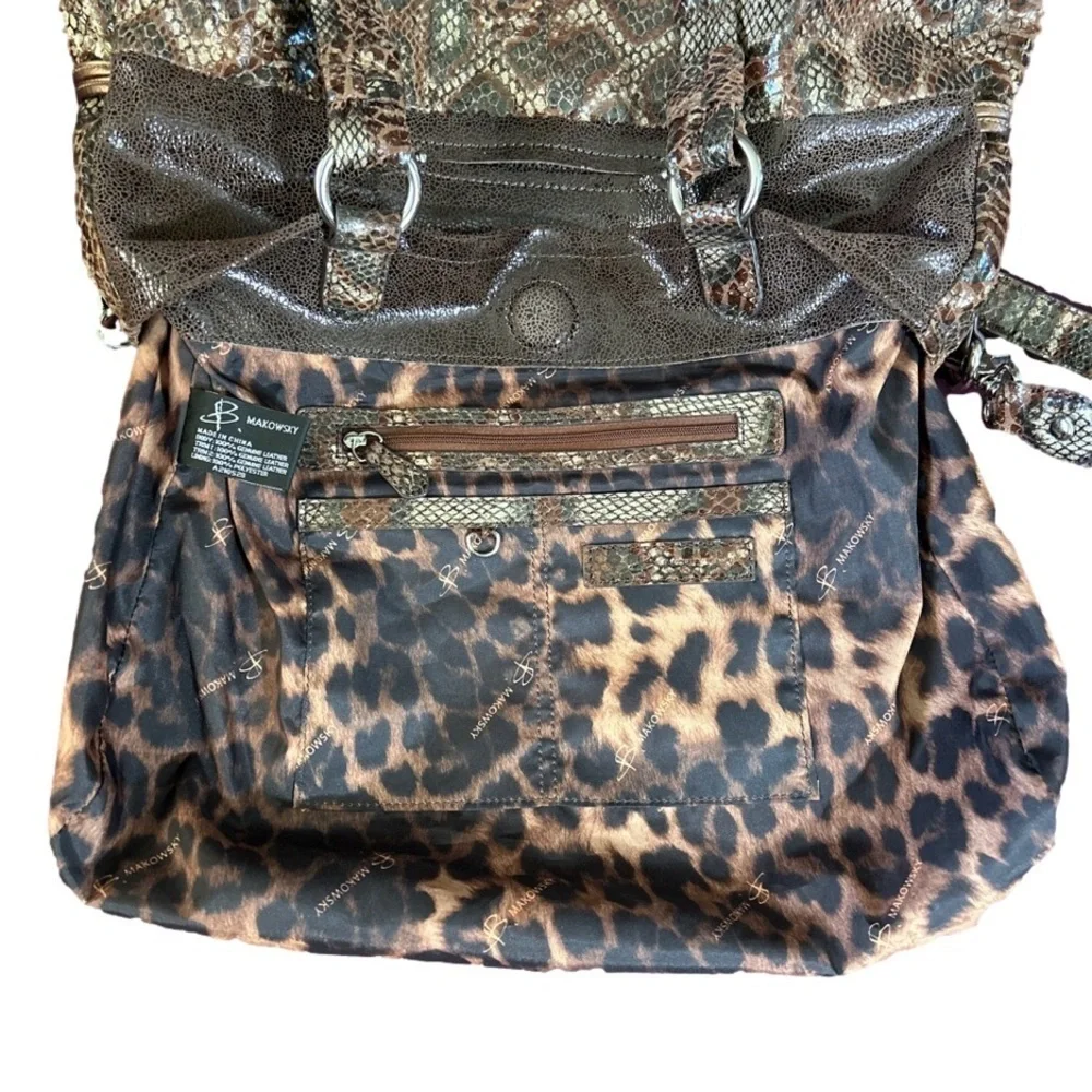 B. Makowsky shiny brown /black scale print leather crossbody purse /shoulder bag